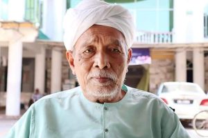 Dr.Mart Pasir Tumboh