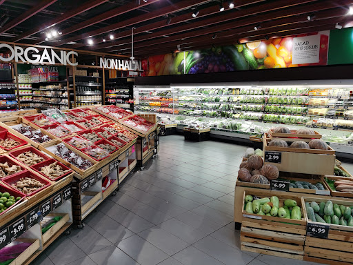 C-Mart Premium @ Amanjaya Mall