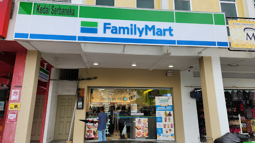 FamilyMart Taman Lumut Indah 2