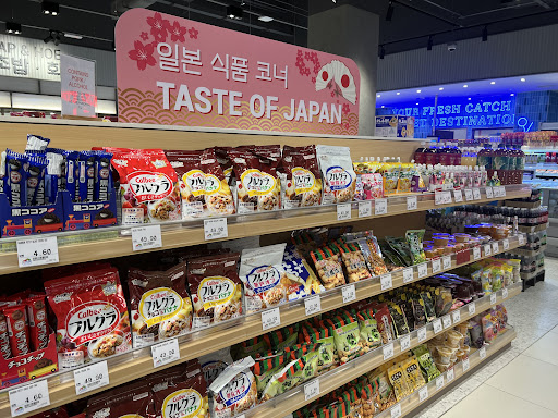 K Plus Food Market